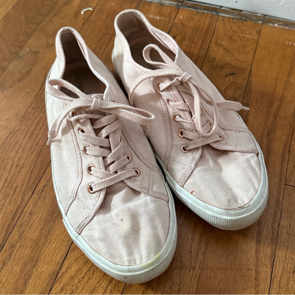 Old Navy Light Pink Canvas Sneakers